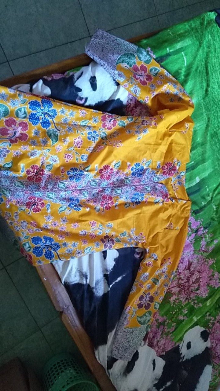 Atasan Batik Tunik Motif Cibulan