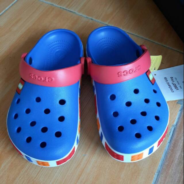 lego crocs new