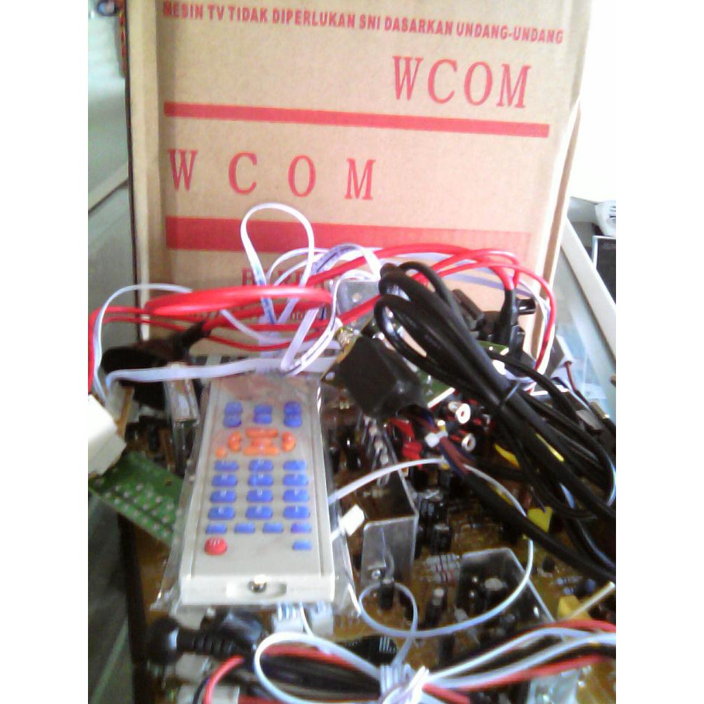 MESIN TV CHINA WCOM 29" BODY BIASA CEMBUNG (LAYAR BISA FLAT &CEMBUNG)