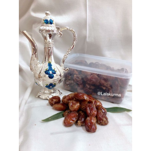 

kurma khalas 1kg