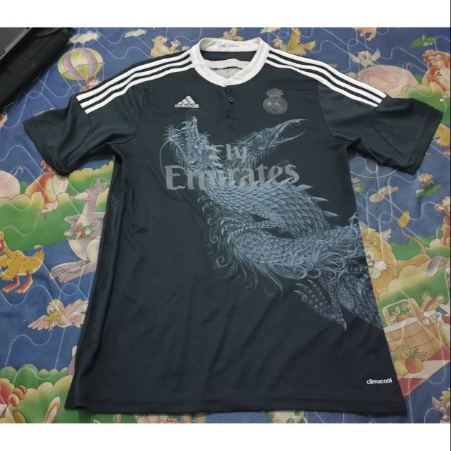 Jersey Original Real Madrid 2014/2015 3rd Naga size L (Rare)