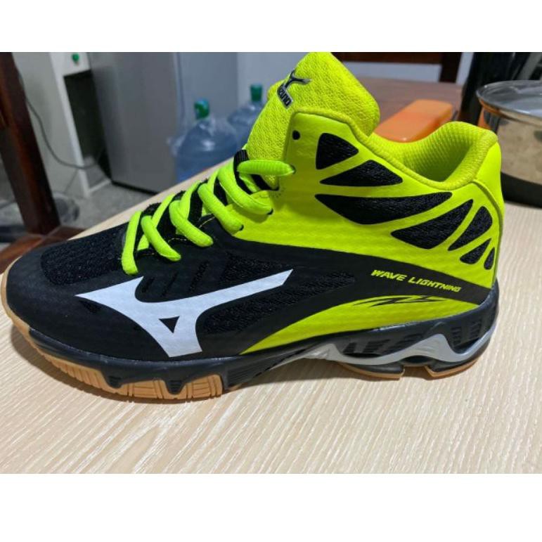 mizuno wave lightning z2 mid