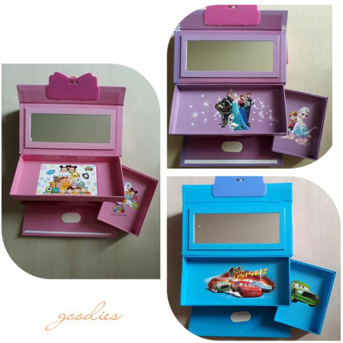 

Diskon Kotak Pensil Kode 3 Susun Tingkat 3D 3 Dimensi Hologram Karakter Promo Awal tahun