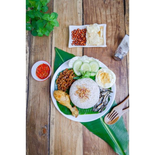 

Nasi Lemak Ayam Goreng - Siap Saji
