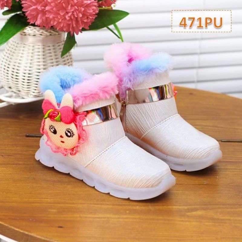 Sepatu Boots Winter anak perempuan rabbit 471 Bulu Pink Putih