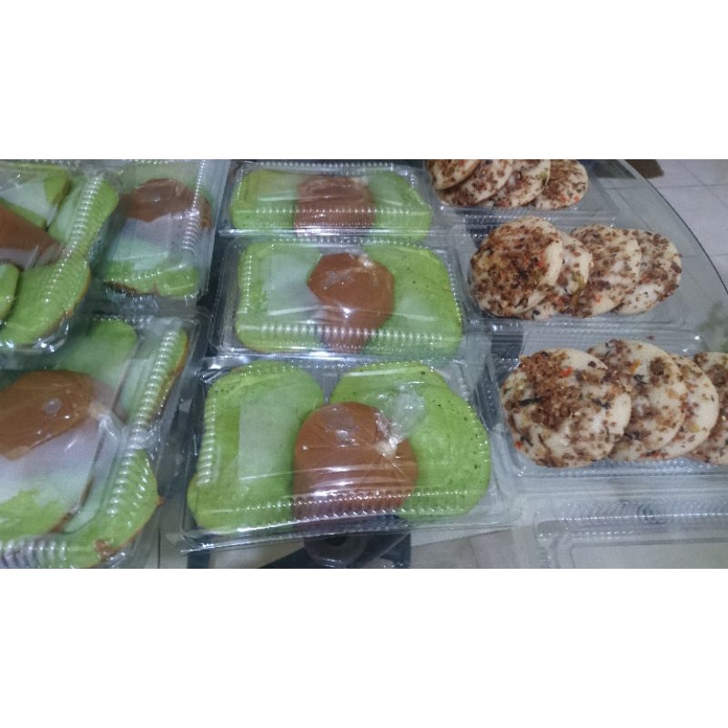 

surabi suji kinca dan oncom