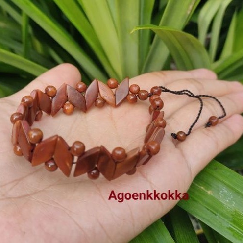 Gelang Getas rajut coklat kokka kaokah