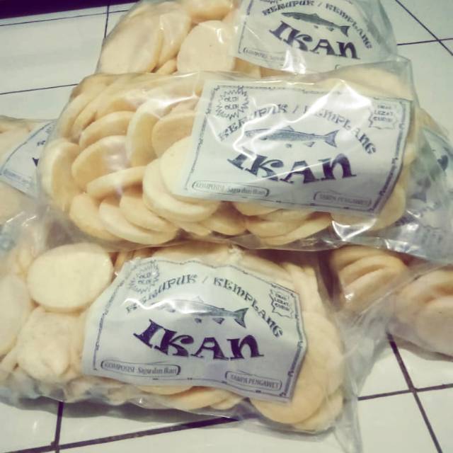 

Kerupuk ikan palembang