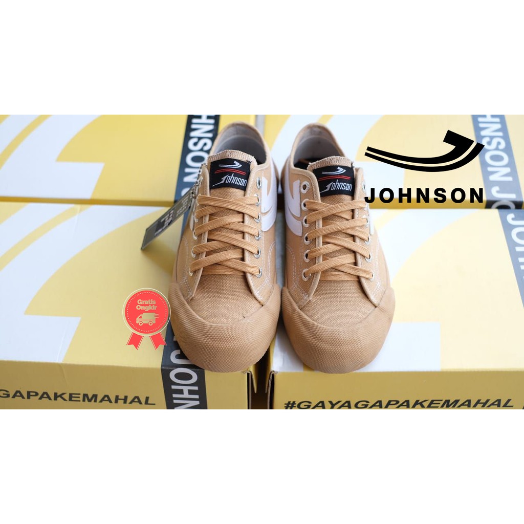 Sepatu Johnson Galaxy Pro Beige Low
