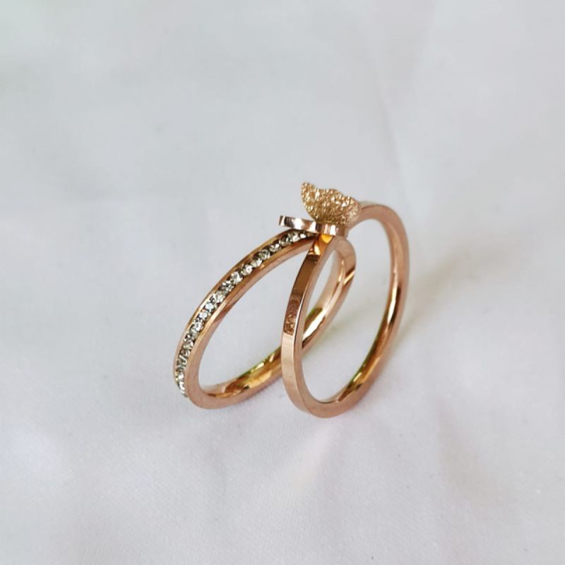 Cincin Set Kupu-kupu Permata Titanium Wanita