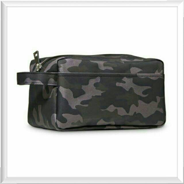 camouflage toiletry bag