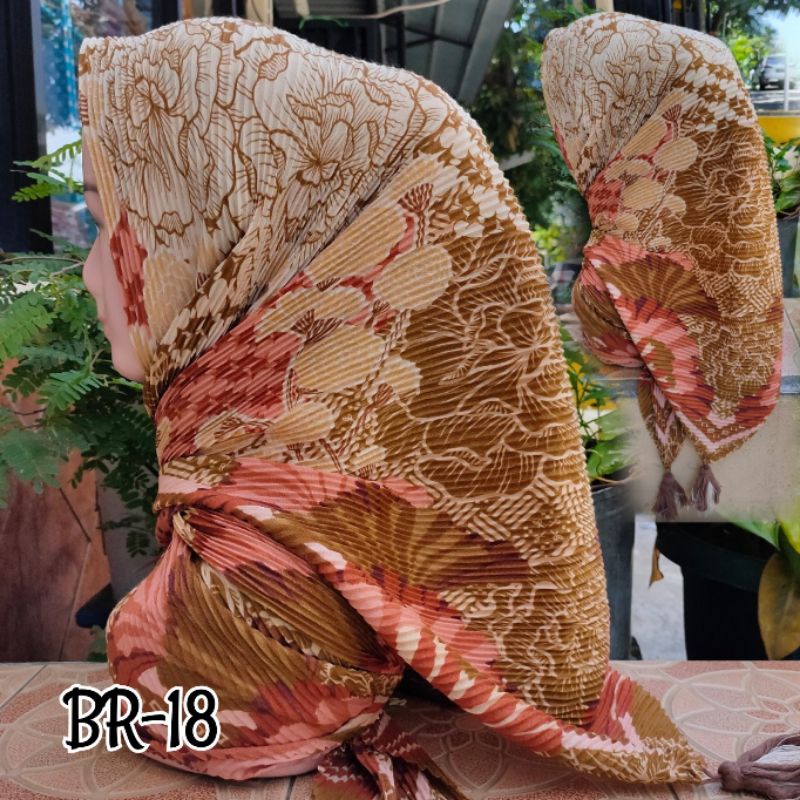 SEGIEMPAT PLISKET MOTIF JAMBUL BRANDED / JILBAB SEGIEMPAT PLISKET / SEGIEMPAT PLISKET / SEGIEMPAT VOAL / JILBAB JAMBUL-BR-18