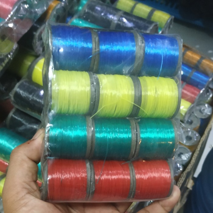 

Kenur Layangan isi 12pcs Unyil dt