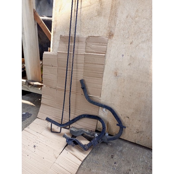 engsel bagasi dudukan besi penahan bagasi belakang civic lx grand Civic  88-91