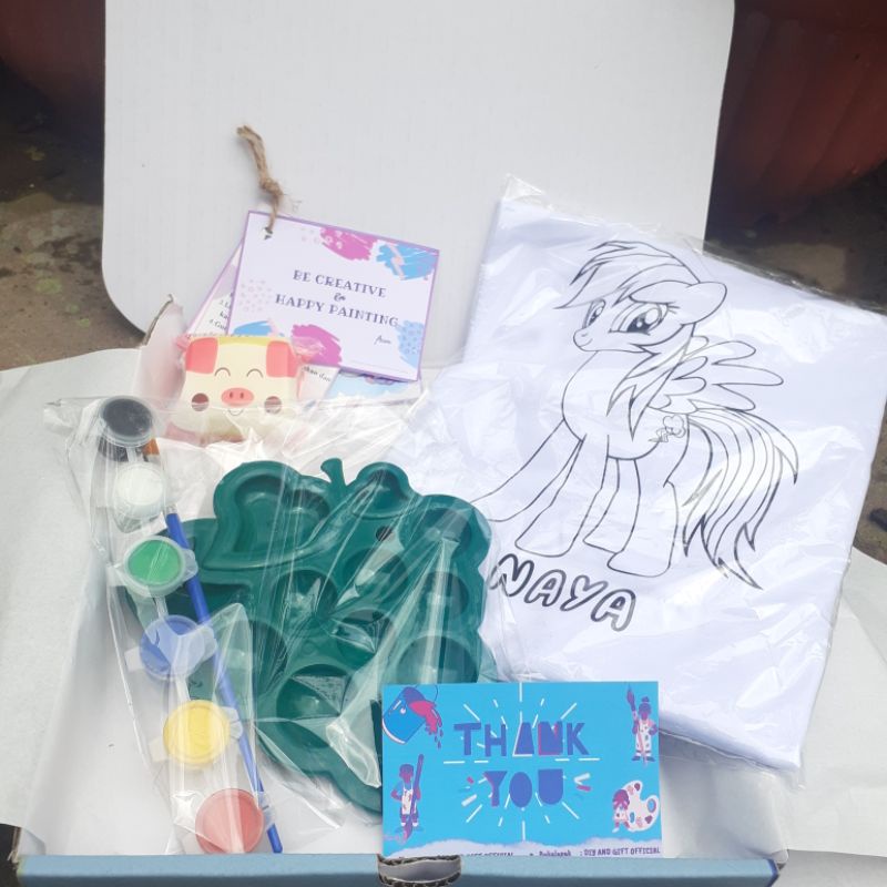 

CUSTOM GIFT I TSHIRT PAINTING KIT I KADO UNIK