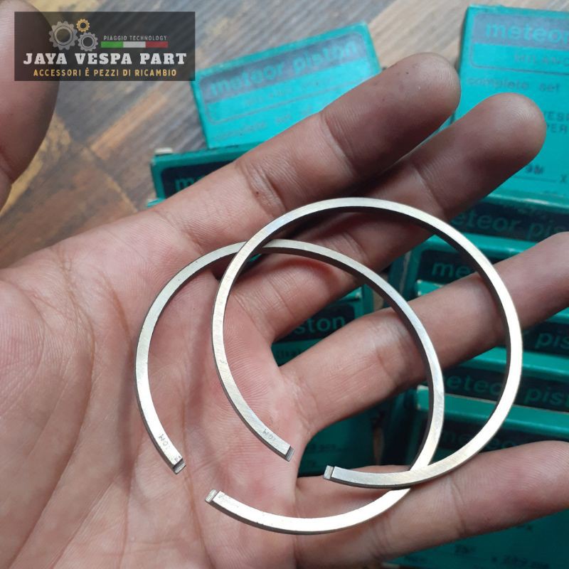 Peer Piston Vespa Original Milano Italy/ Ring Piston Vespa/ Piston Kit PXPS PXE Excel Strada Spartan