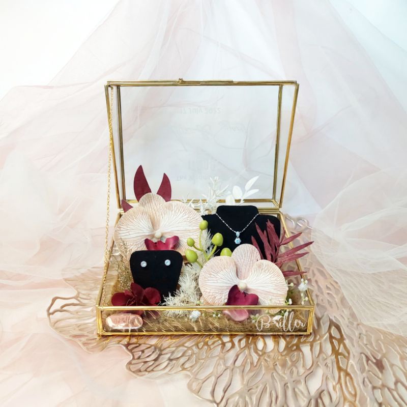 Box Mahar Pernikahan Perhiasan/Logam Mulia - Reine