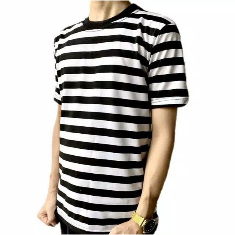 kaos Stripe pendek