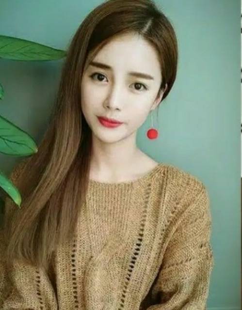 Anting fashion wanita pompom korea style