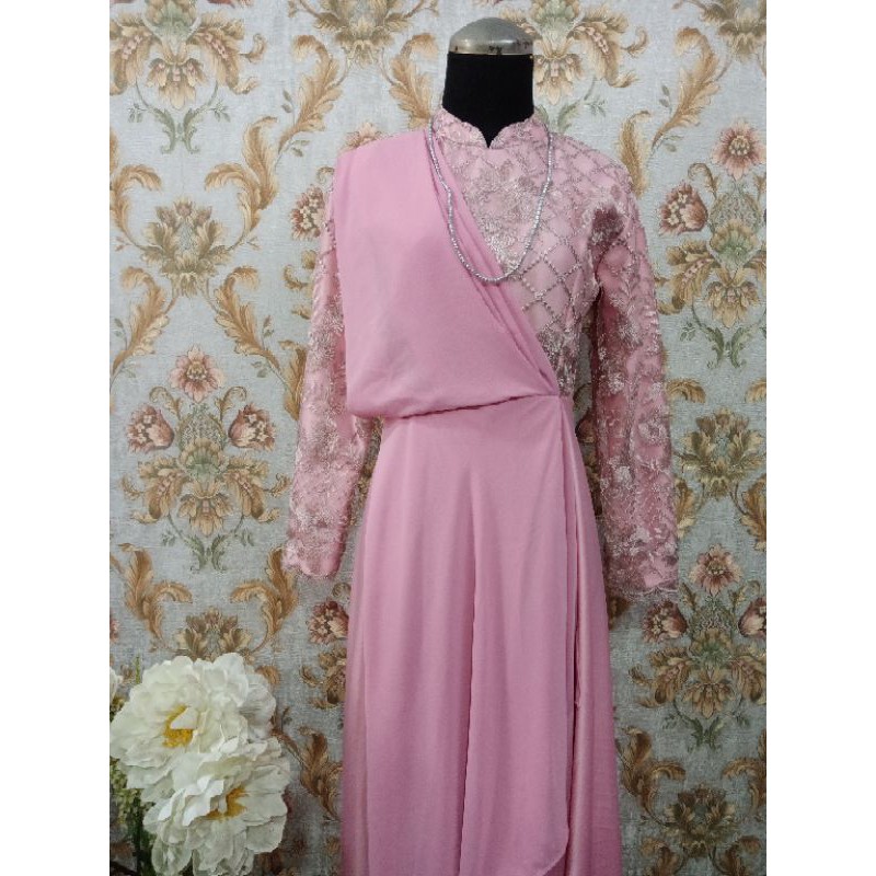 Butik kebaya iffah // gaun premium murah // gaun pesta