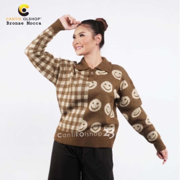 CS052 Sweater Rajut Wanita Motif Smile Square Kinanti