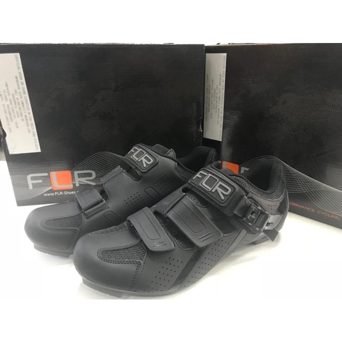 Sepatu FLR F-15 Road Shoes - Black - 41