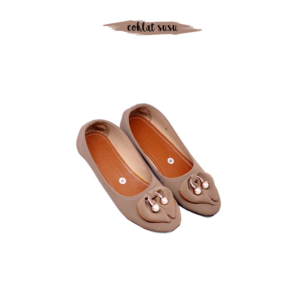 Flatshoes Plompong Mutiara