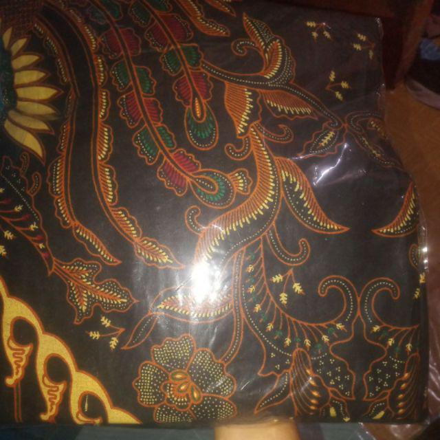 Batik Couple Keluarga Sania Ruffle Ori Ndoro Jowi Kupu Kuning