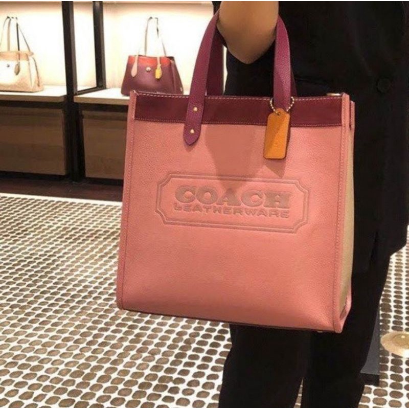 Field Tote In Colorblock With Coach Badge (C1093)