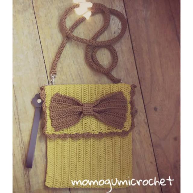 Tas slempang rajut  pita casual