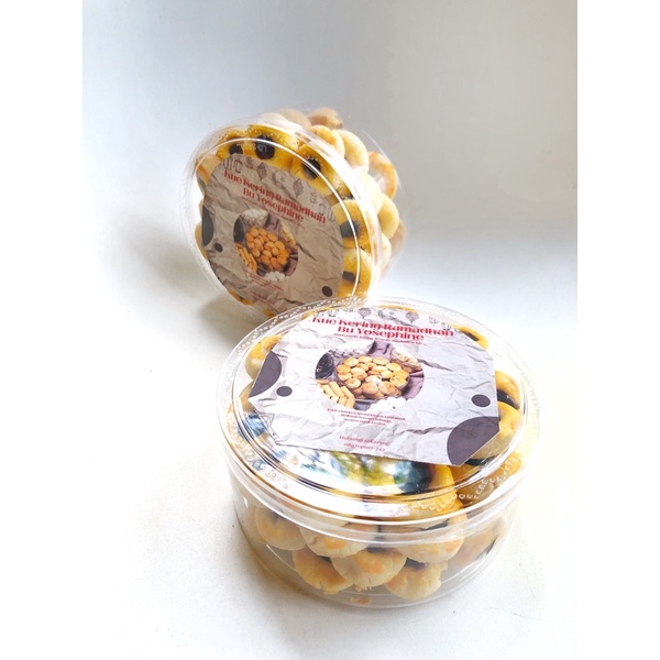 

KUE TUMBRIN BLACKCURANT