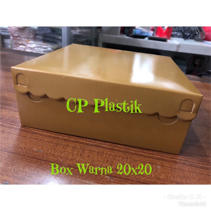 Jual Box Nasi | Box Kue | Kotak Nasi | Kotak Kue Warna Gold Uk. 20x20 Terlaris