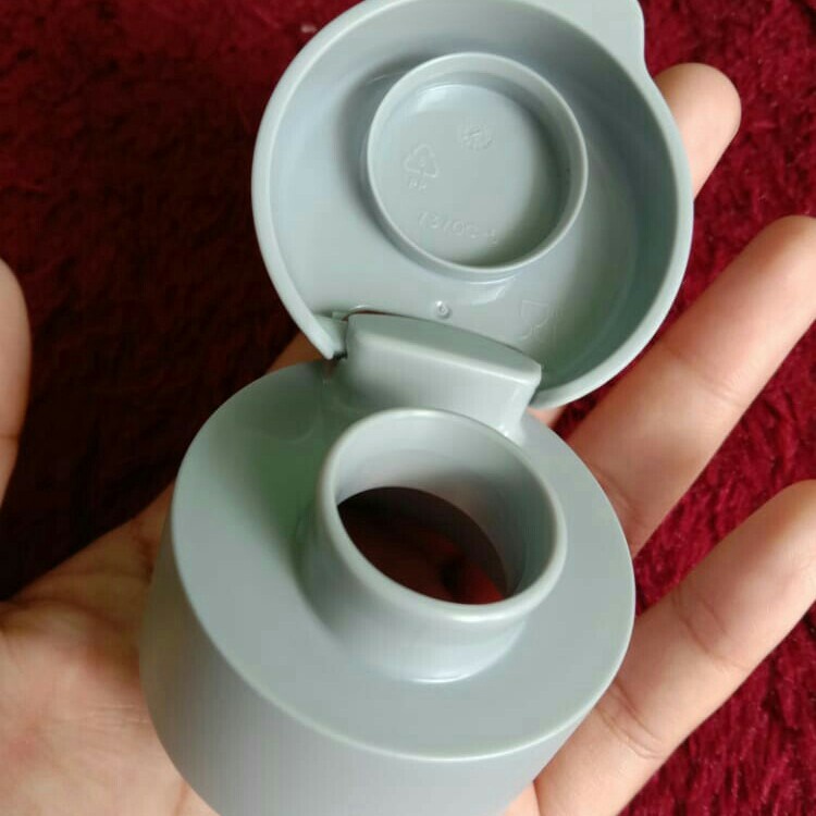 tutup botol eco men/ 750 ml Tupperware