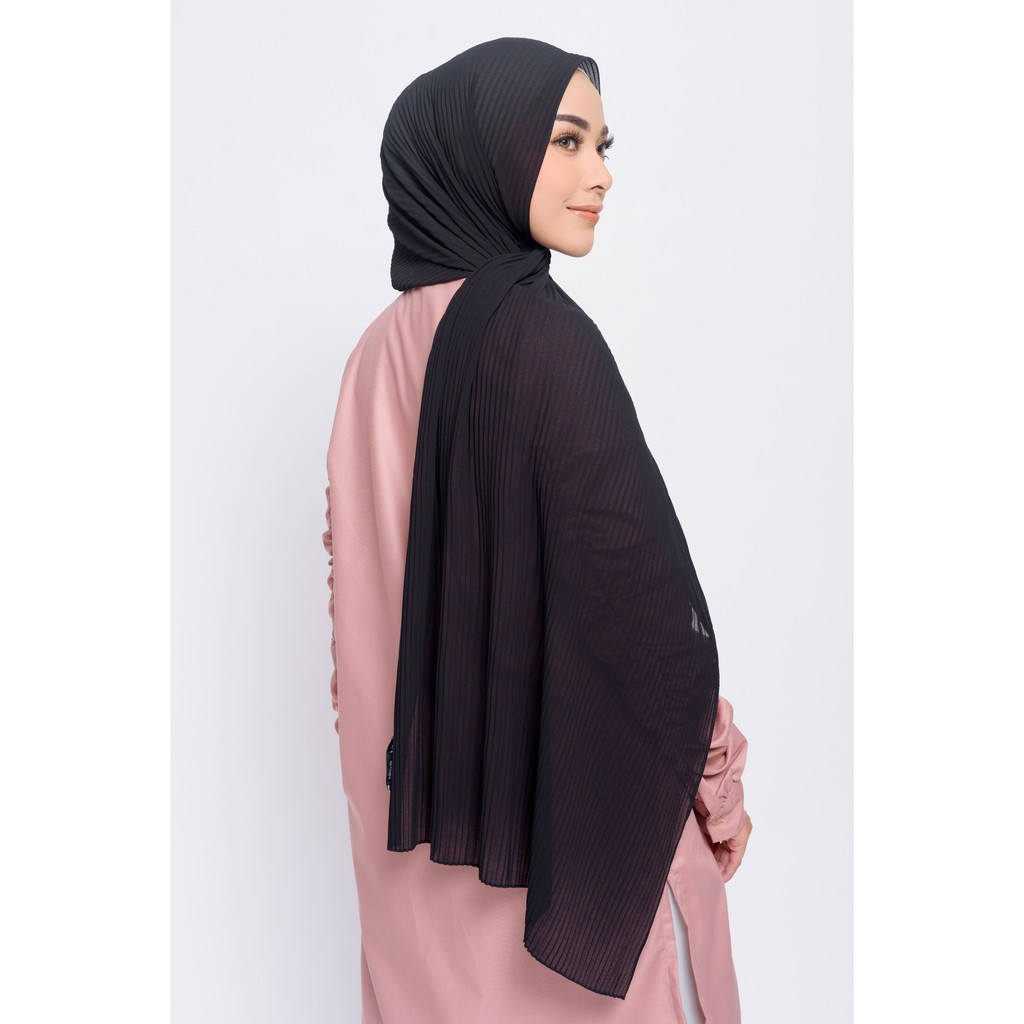ZM Zaskia Mecca X Marsha Natika - Eiko Black Pashmina-2