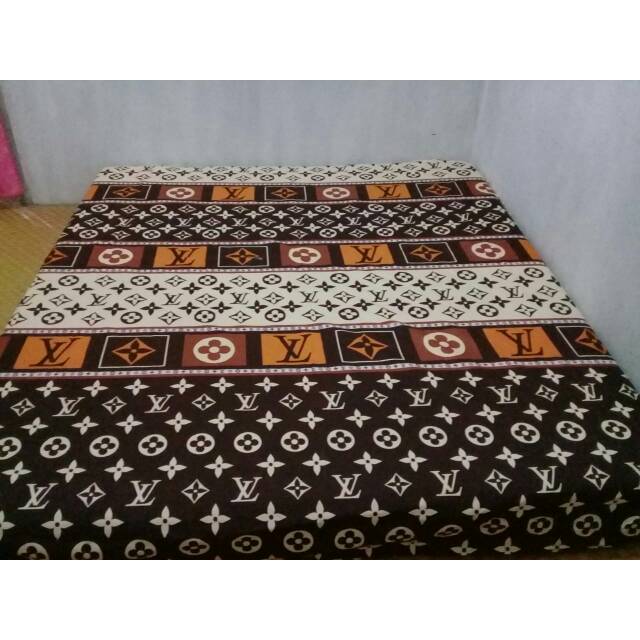 Sprei motif LV