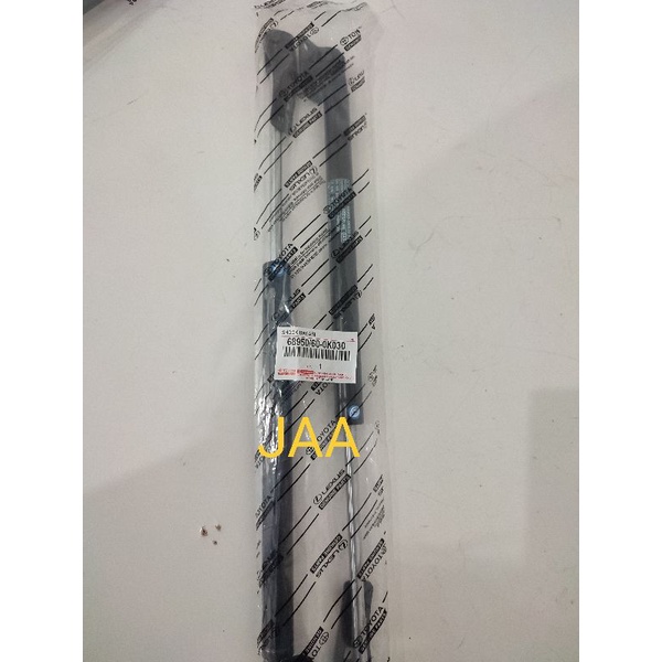 SHOCK BAGASI INNOVA 68950/60-0K030