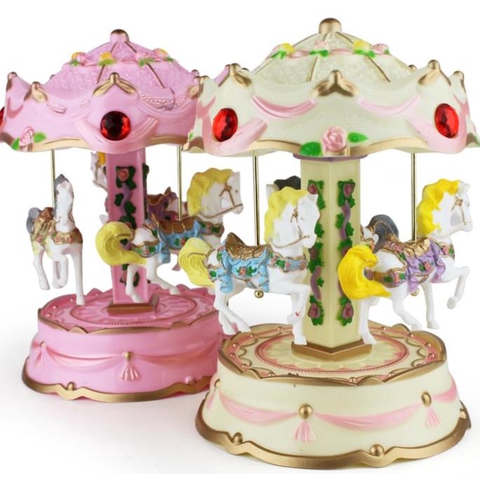 Romantic Carousel Music Box / Kotak Musik Komedi Putar Kuda Lampu Kado