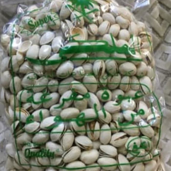 

kacang pistachios