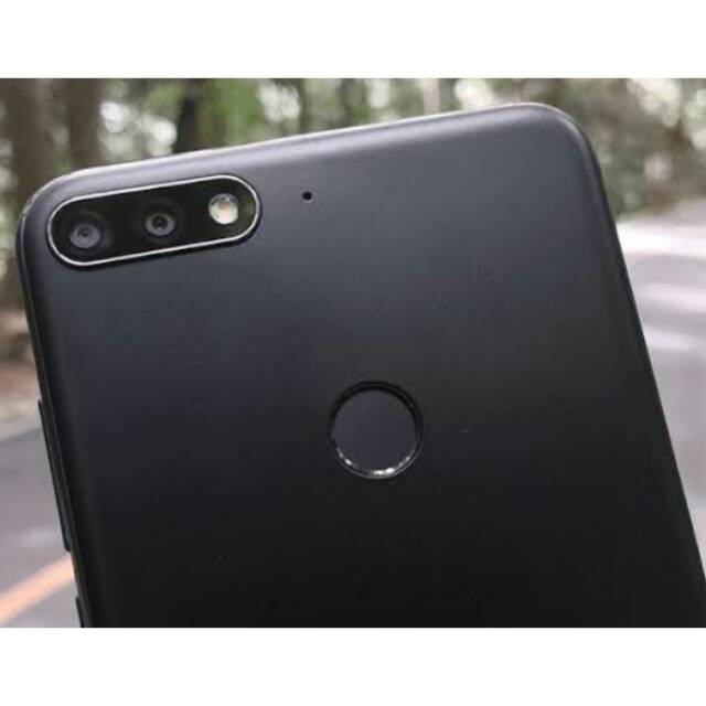 Huawei Nova 2 Lite rear lens camera