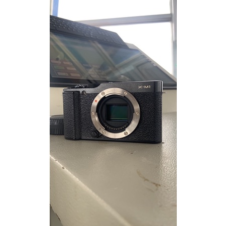 FUJIFILM XM1 Body Only