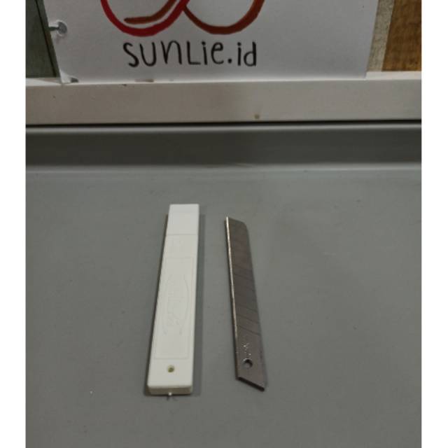 

Isi cutter kenko kecil