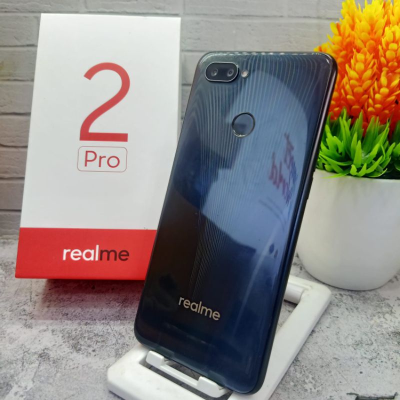 Hp Realme 2 Pro Ram 4GB Internal 64GB Hp Second Seken Bekas Bergaransi Fullset Batangan Rilmi relmi