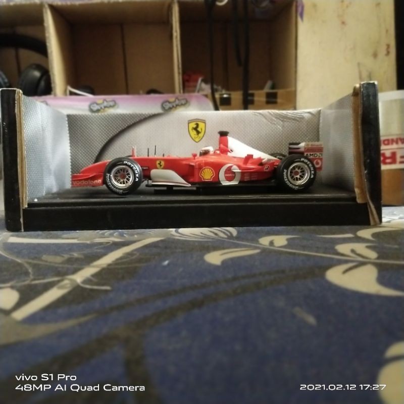 Hot Wheels 1:18 Ferrari F-2002 Rubens Barrichello