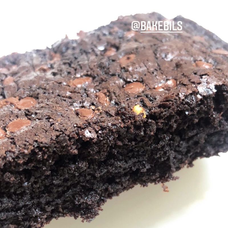 

fudgy brownies dark choco chocolate coklat almond keju jogja