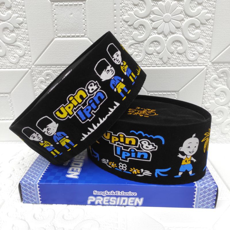 Peci Songkok Kopiah Hitam Motif Karakter UPIN IPIN Tinggi 9cm - Peci Anak Laki Laki SHOLAT Bisa COD