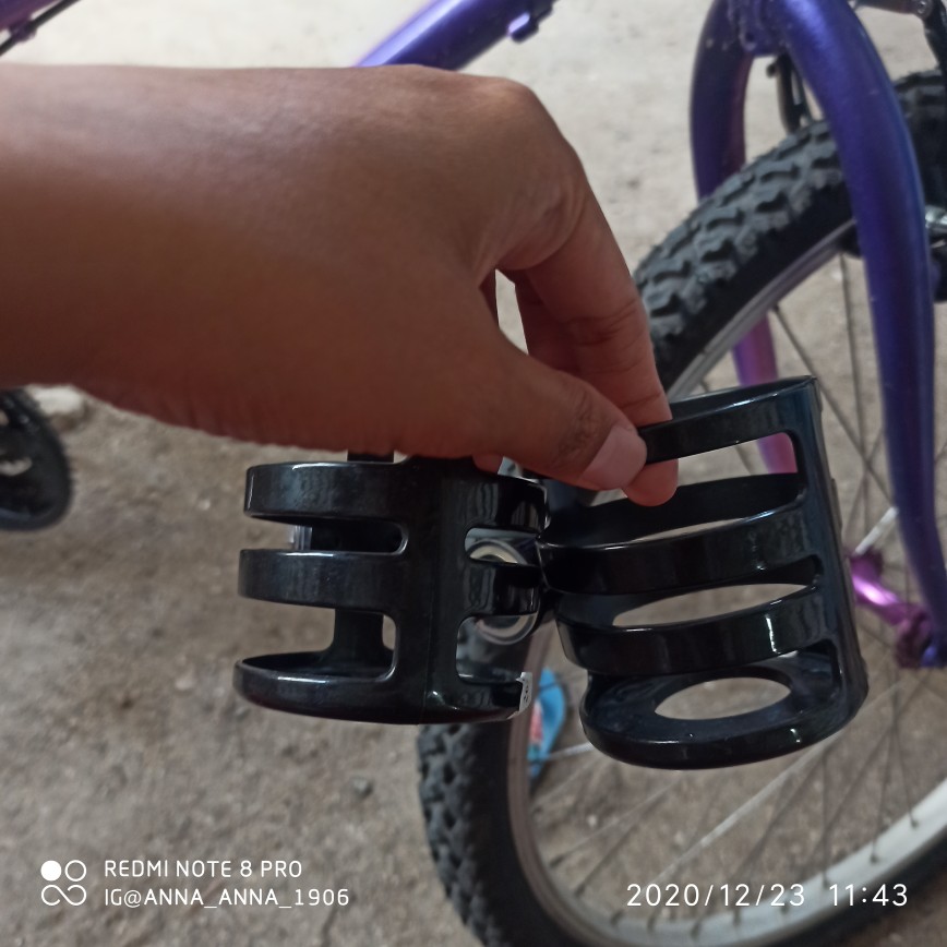 Tempat Dudukan Holder Botol Minum Untuk Stang Sepeda