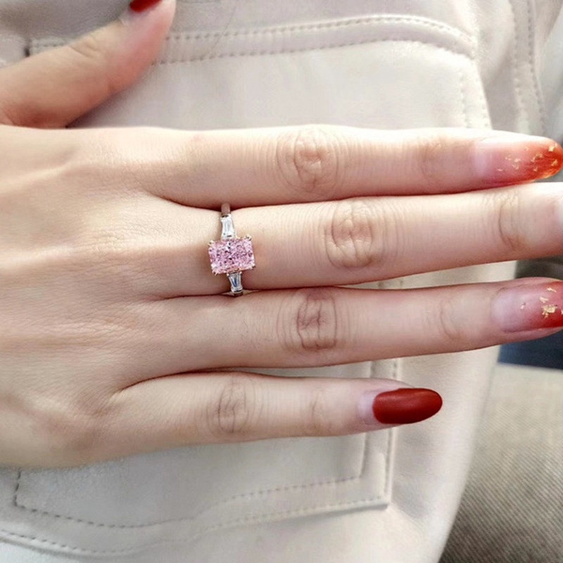 Cincin Silver Hias Berlian Zirkon Bentuk Kotak Warna Pink Untuk Wanita