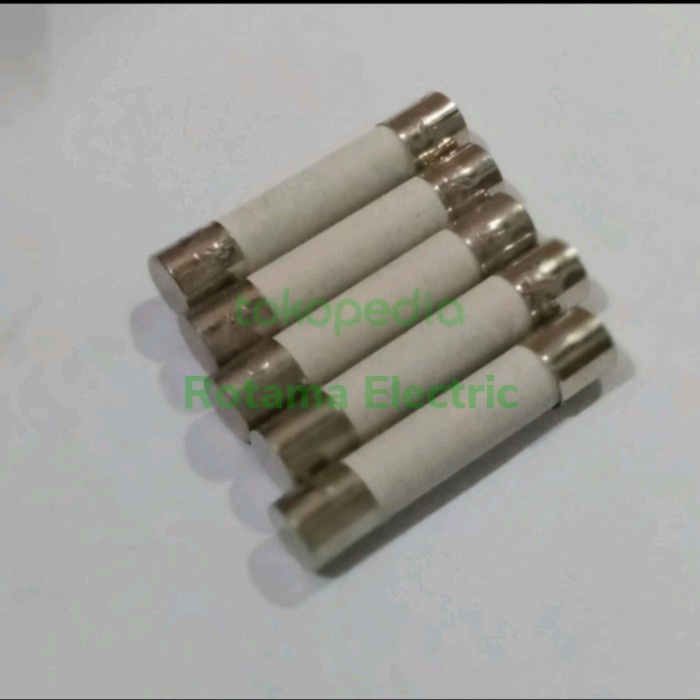 Produk Terbaru Fuse Keramik 6X30 15A 250V Bisa Pakai U Fuse Keramik 6,332 15A 250V