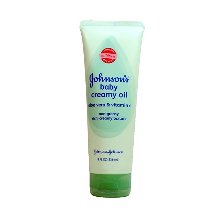 Johnson's Baby Creamy Oil, Aloe & Vitamin E (236mL)