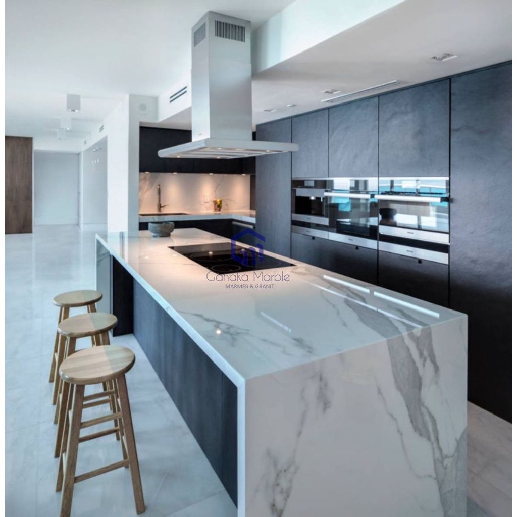 Island Table Marble | Marmer Import Slab | Statuario Marble